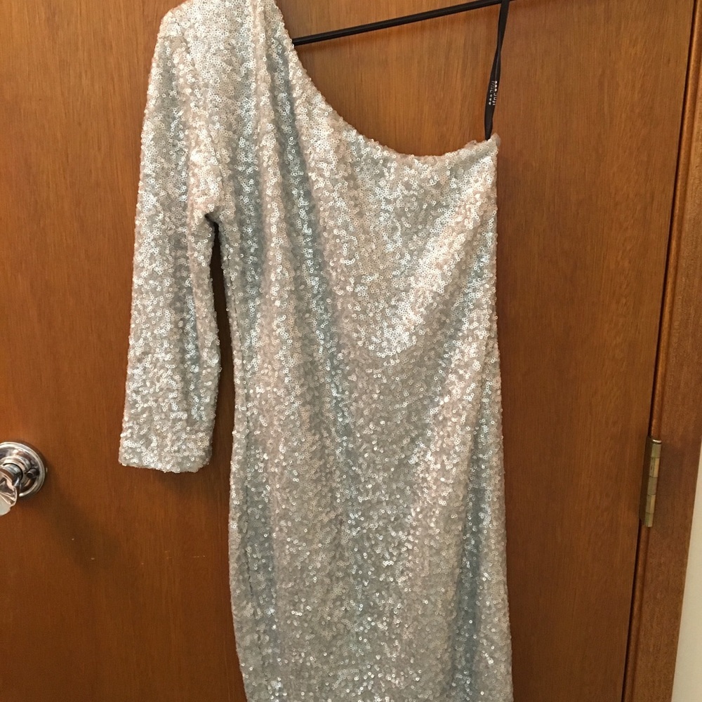 Sparkly One Shoulder Sequin Stunner - image 3